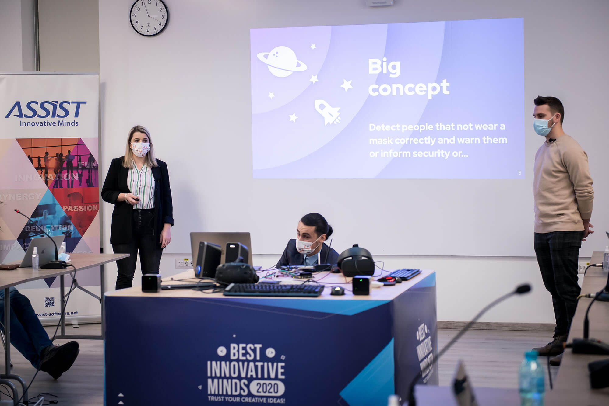 ASSIST Software - Best Innovative Minds 2020 - Wear your face mask project presentation