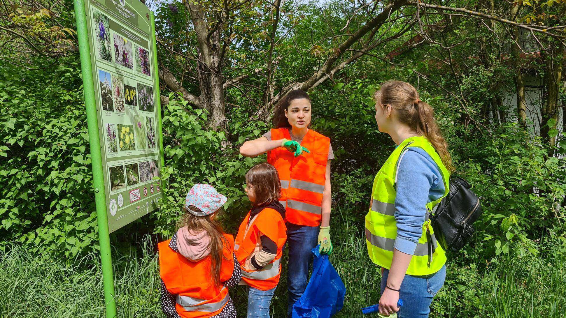 Educating Kids at Fanete Seculare Ponoare