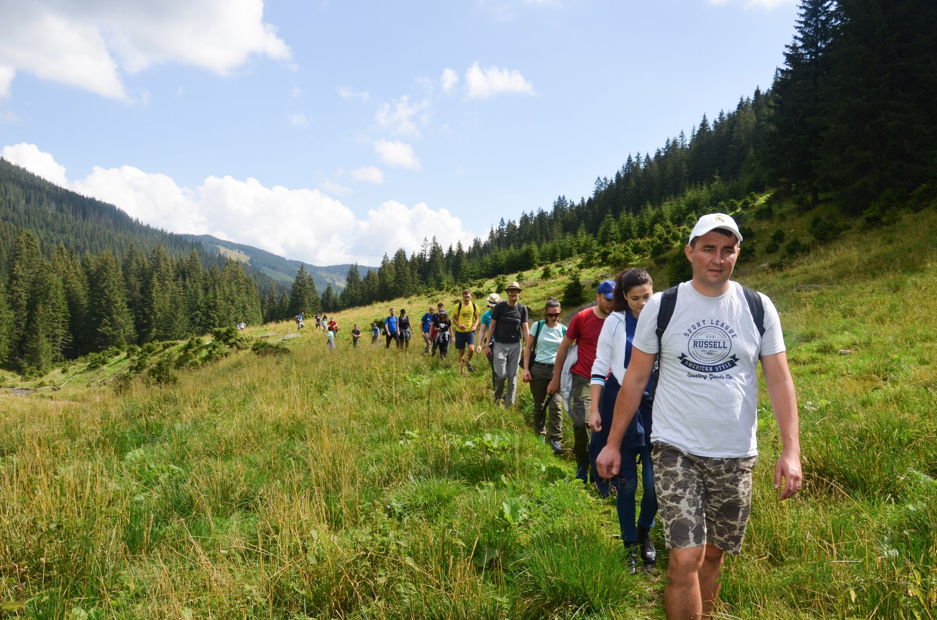 Photo group taken in the ASSIST Software team building that took place in the Rodnei Mountains