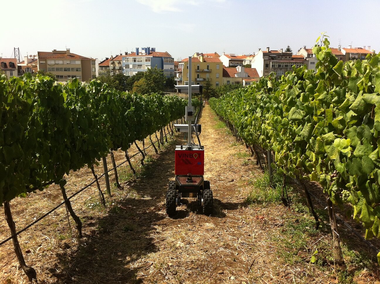 The cloud-computing agricultural robot-ASSIST Software Romania