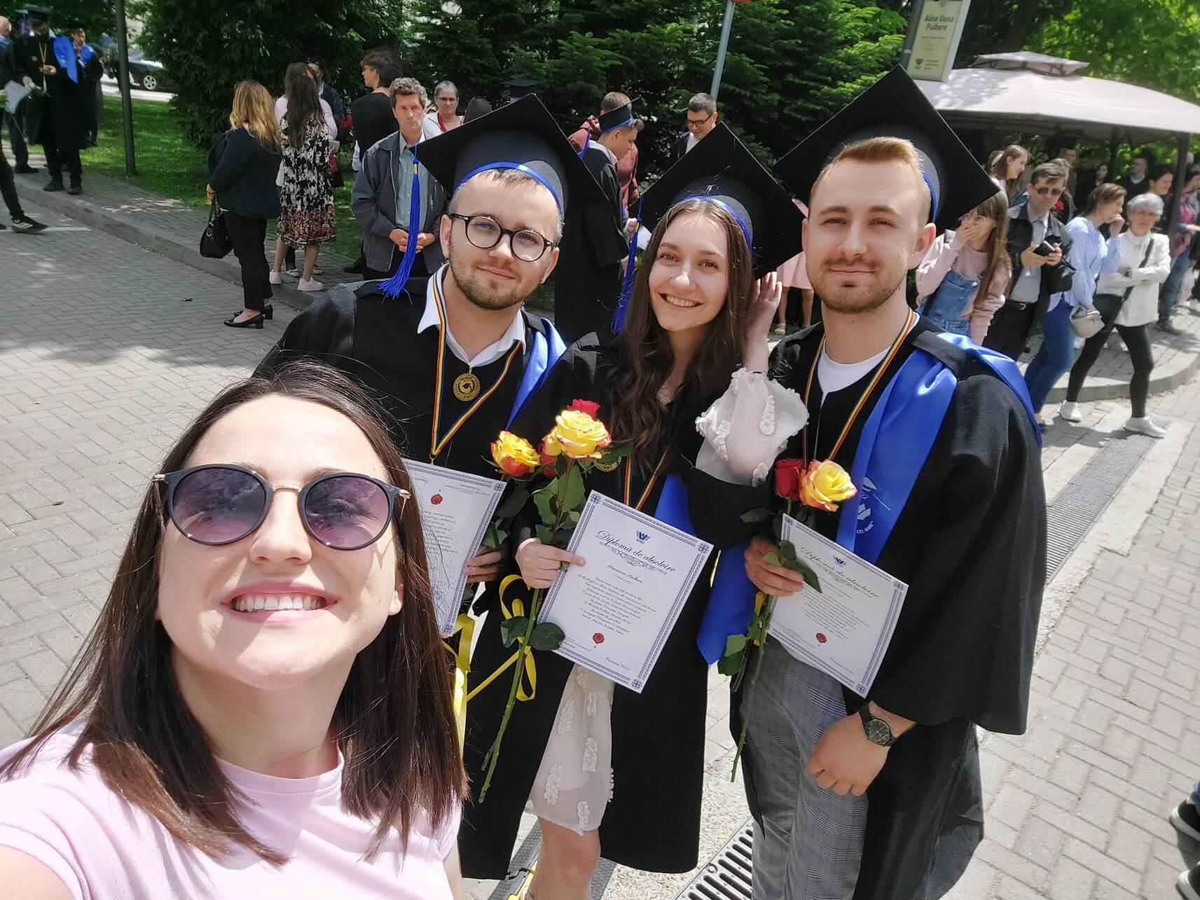 USV students graduating