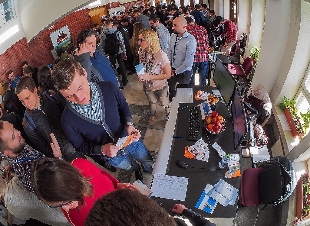 The participants were invited to subscribe to the free course platform
