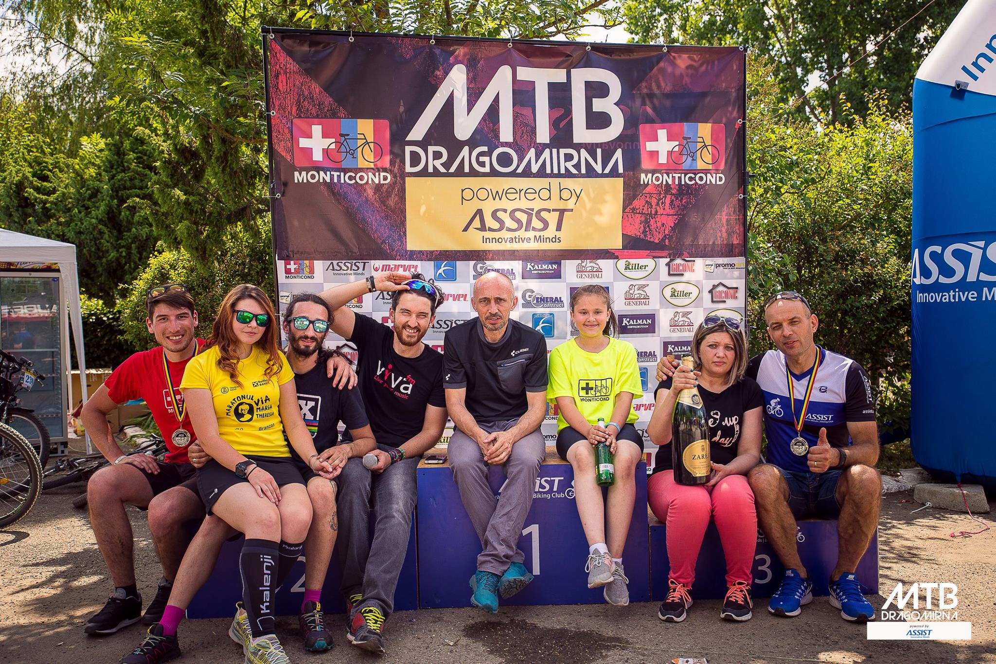 MTB Dragomirna contest organizer along in a single photo